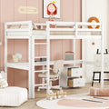 Cama alta de madera con escritorio incorporado, gabinete de almacenamiento, barandillas y escalera, blanca y gris